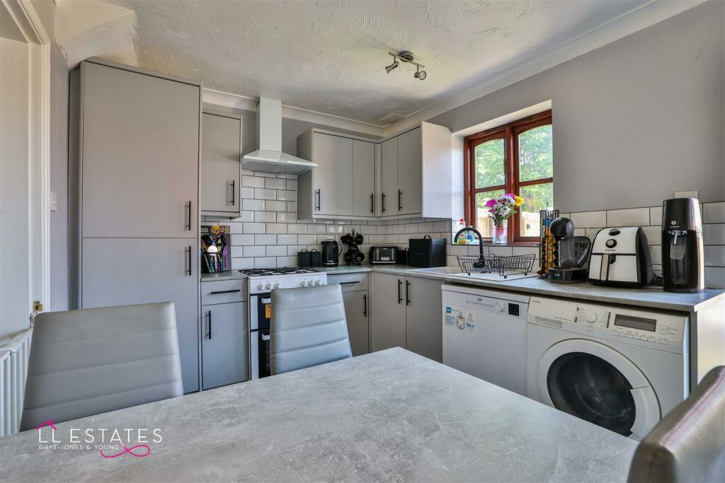 4 Alder Court-41.jpg