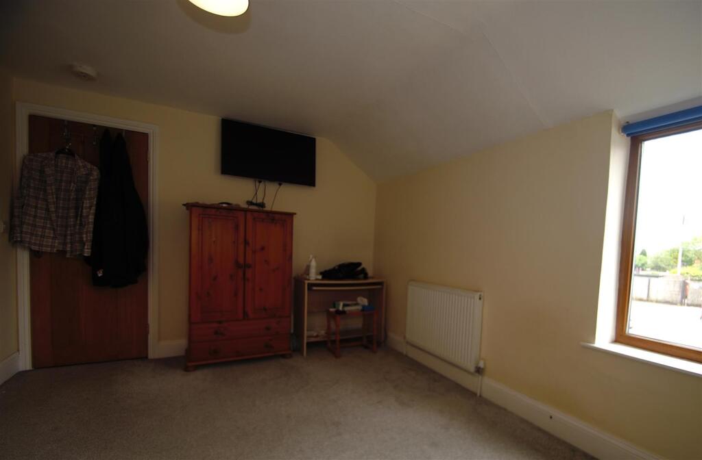 Sitting Room 2.jpg