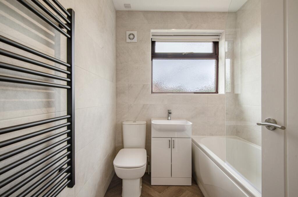 1325609-11-68751d543f805