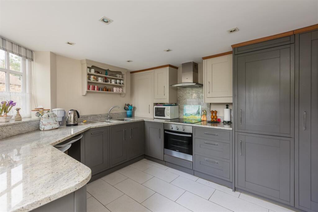 Corner Cottage Kitchen-3.jpg