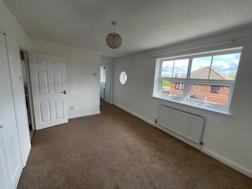 Bedroom 1a.JPG