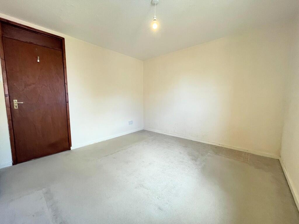 IMG-20250425-WA00...