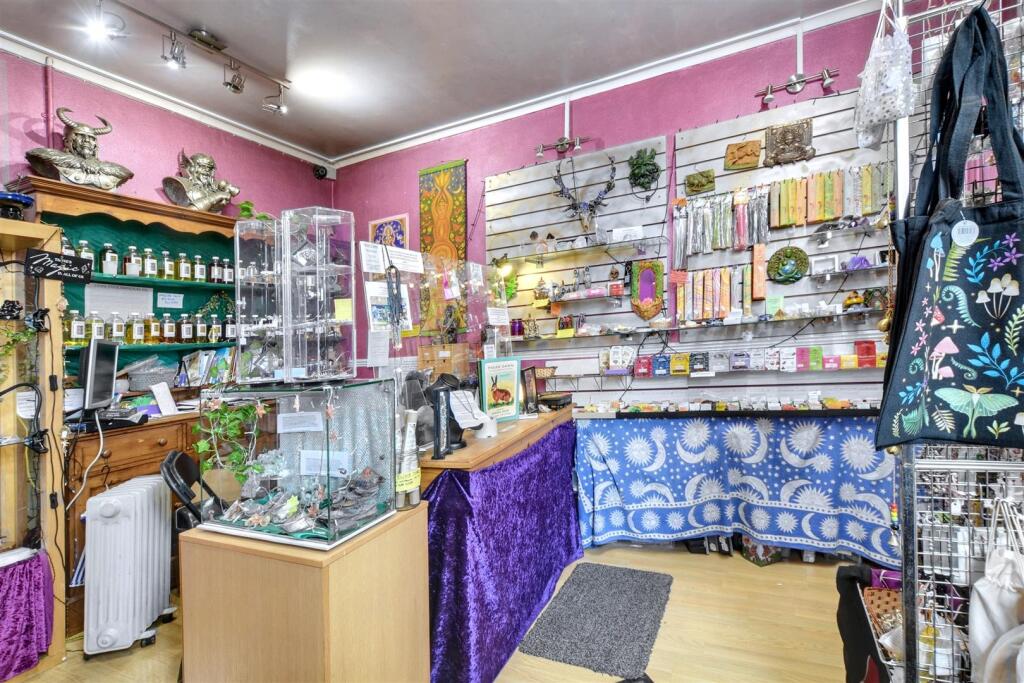 Shopfront_5.jpeg
