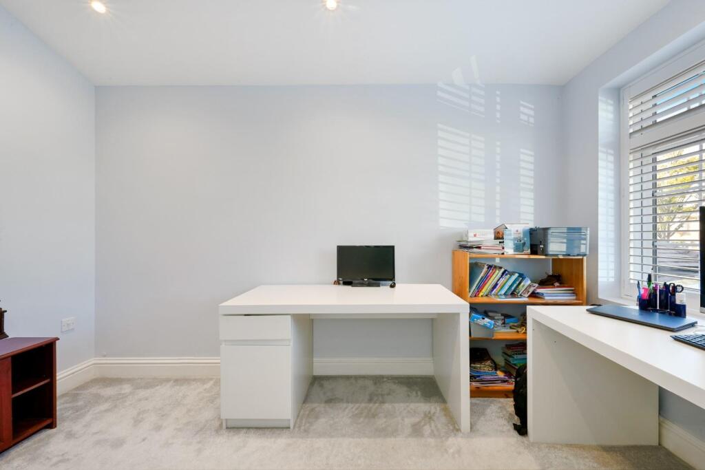 WALSINGHAM GARDENS (6).jpg