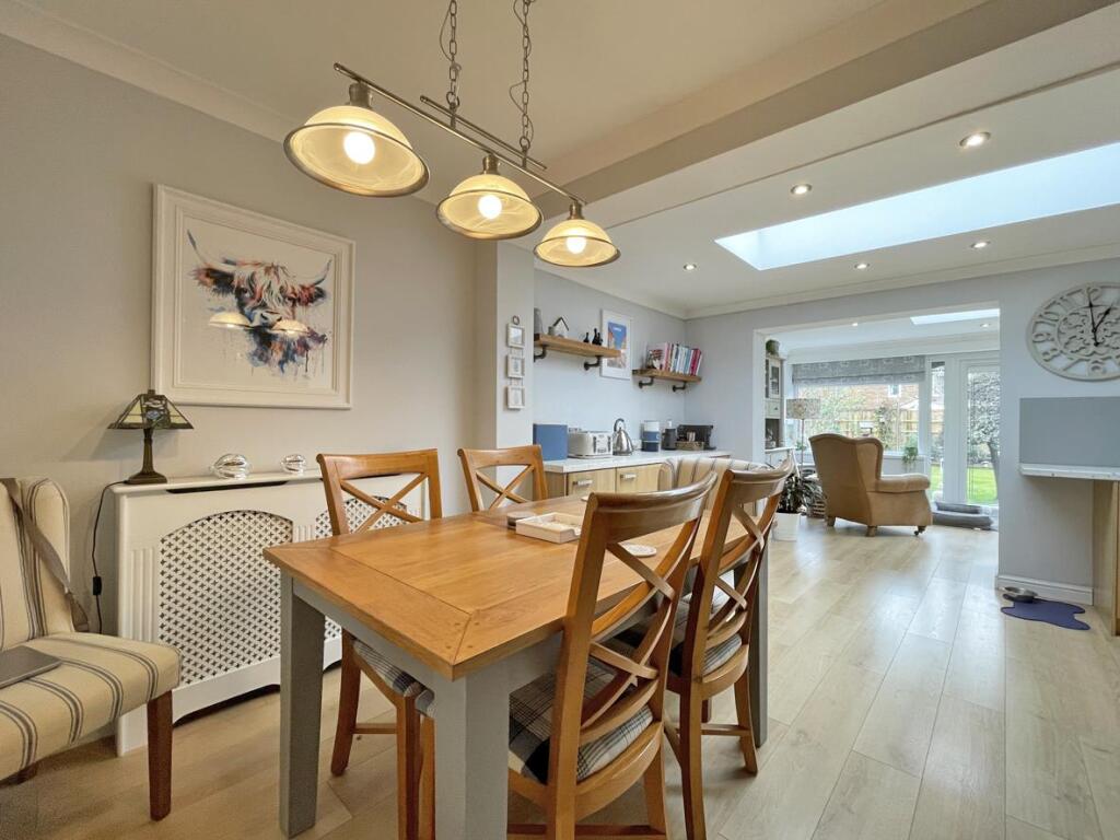 Crownhill Road 273 - Dining.jpg