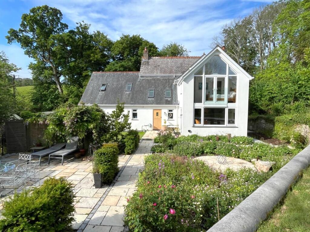 Rear Property 2.JPG