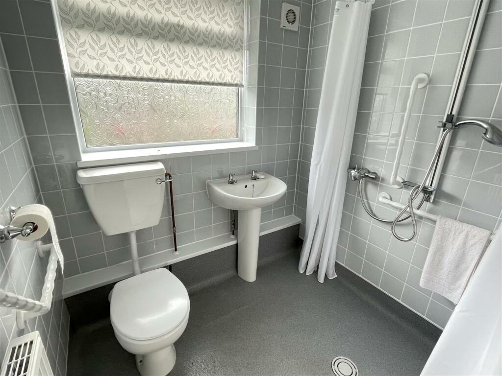 WET ROOM
