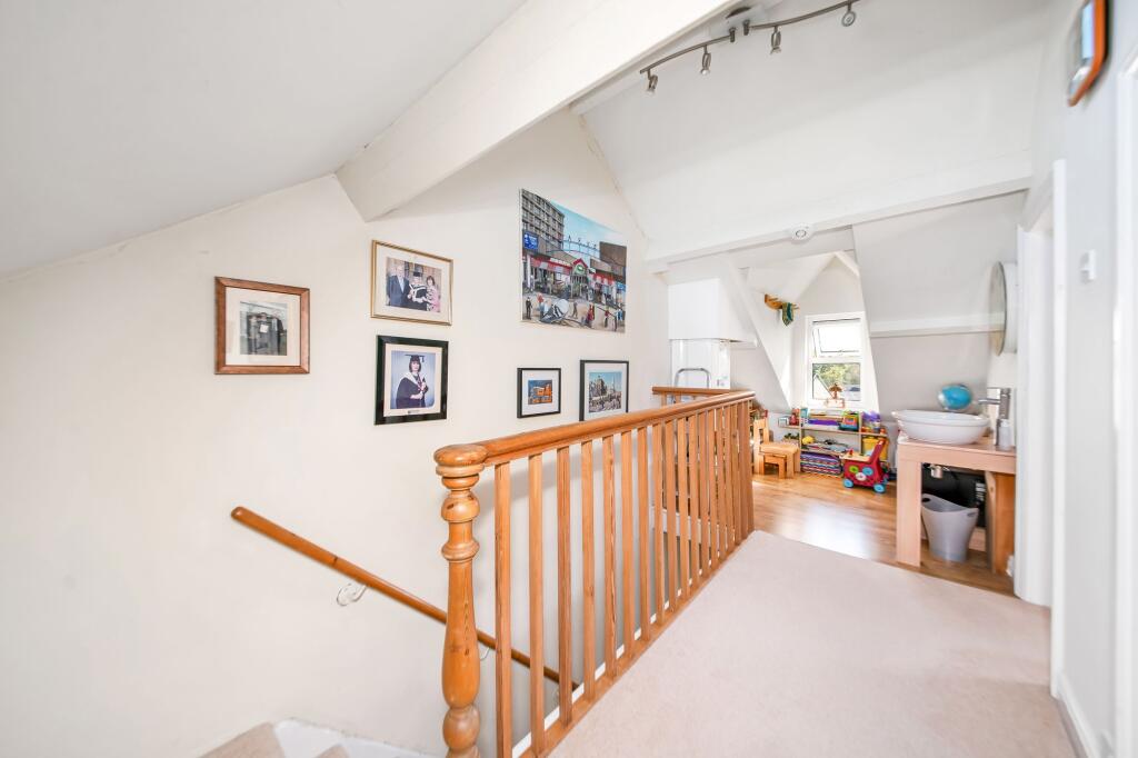 SECOND FLOOR LANDING