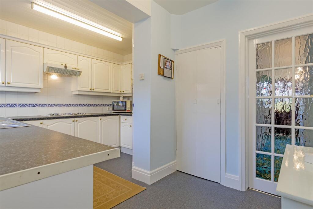 Kitchen-1.jpg