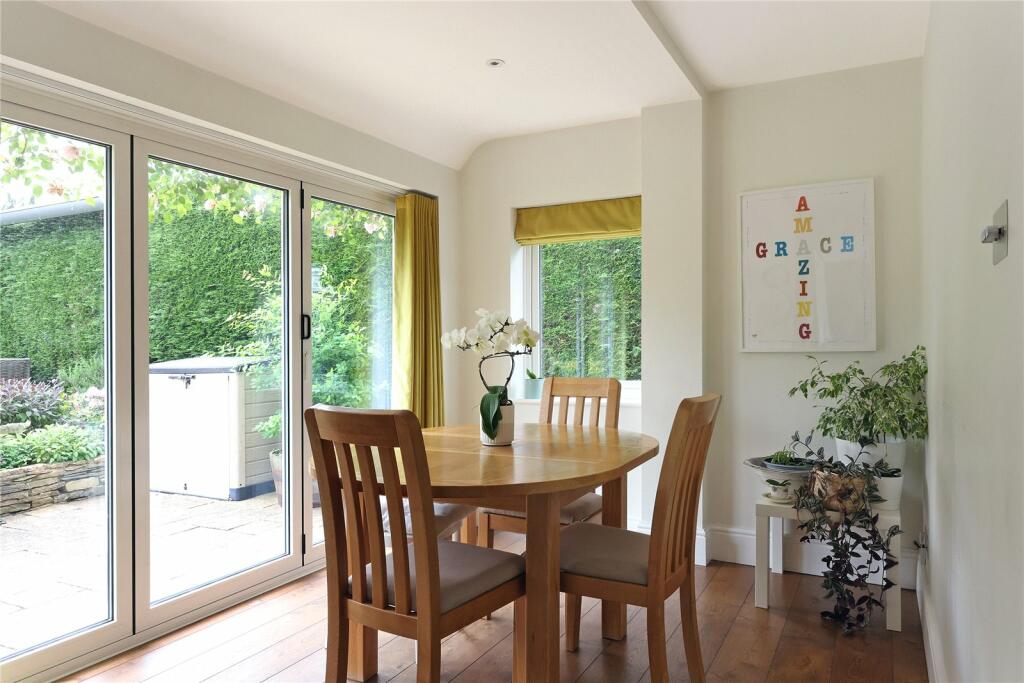 Kitchen/Dining