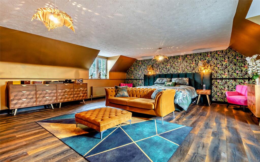 Principal Bedroom