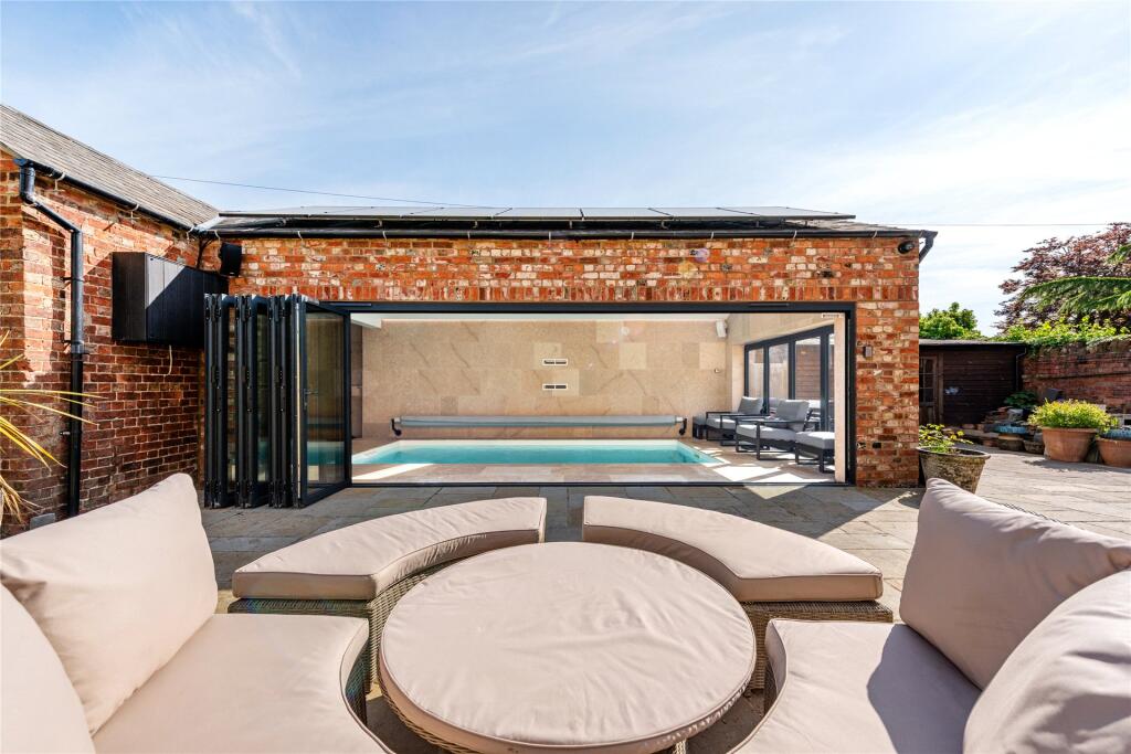 Pool House