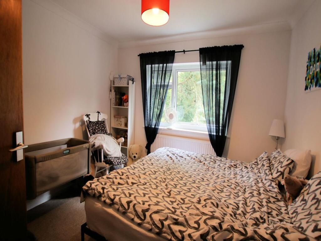 Bedroom 1.jpg
