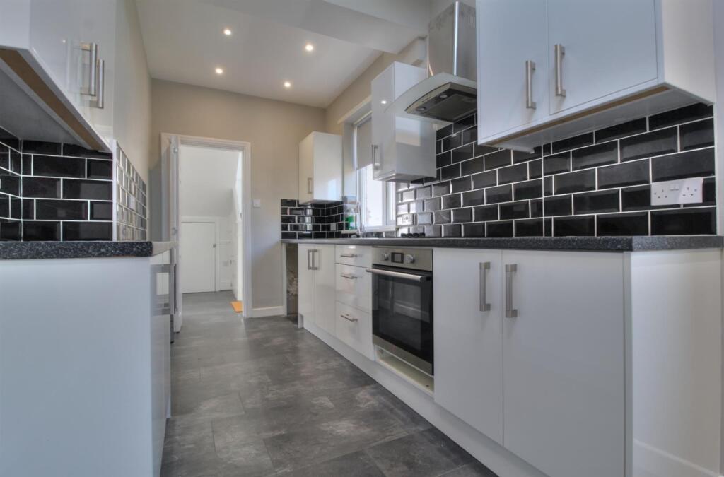Kitchen .jpg