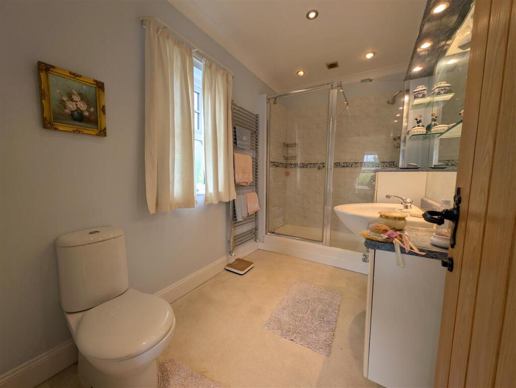 En-suite shower room