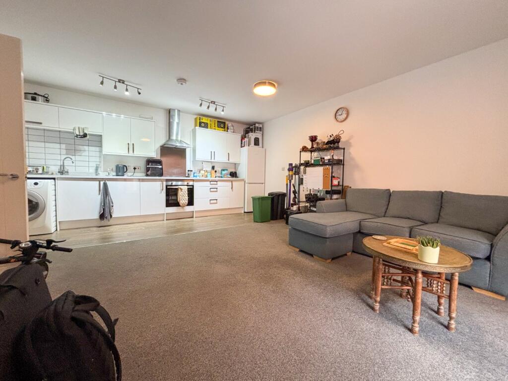 Kitchen/Reception