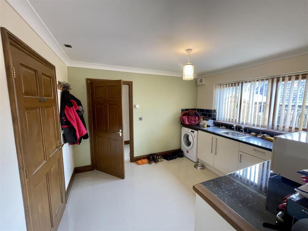 UTILITY ROOM