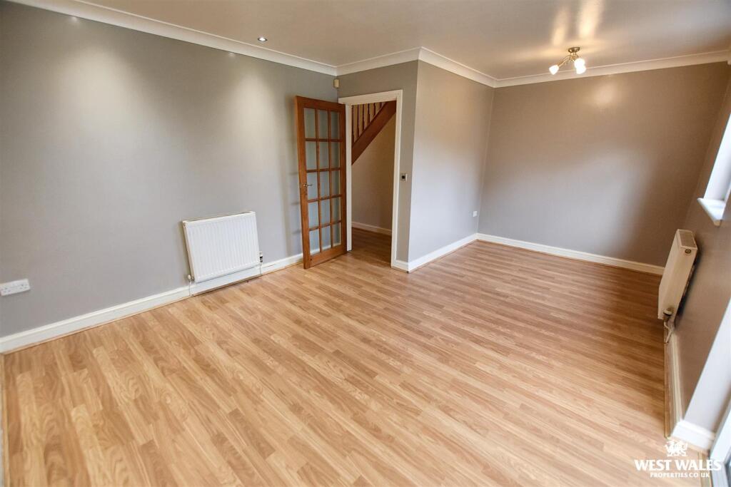 12 - 2025-11-13T210312.126.jpg