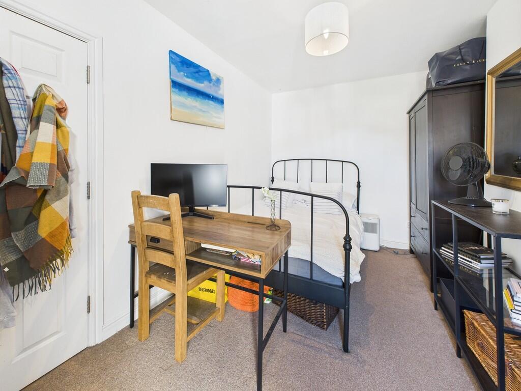 CAM02854G0-PR0403...