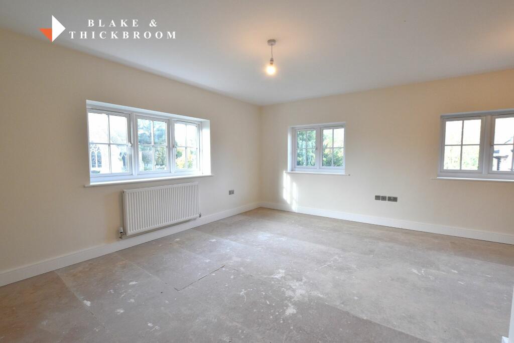 FIRST FLOOR: BEDROOM ONE