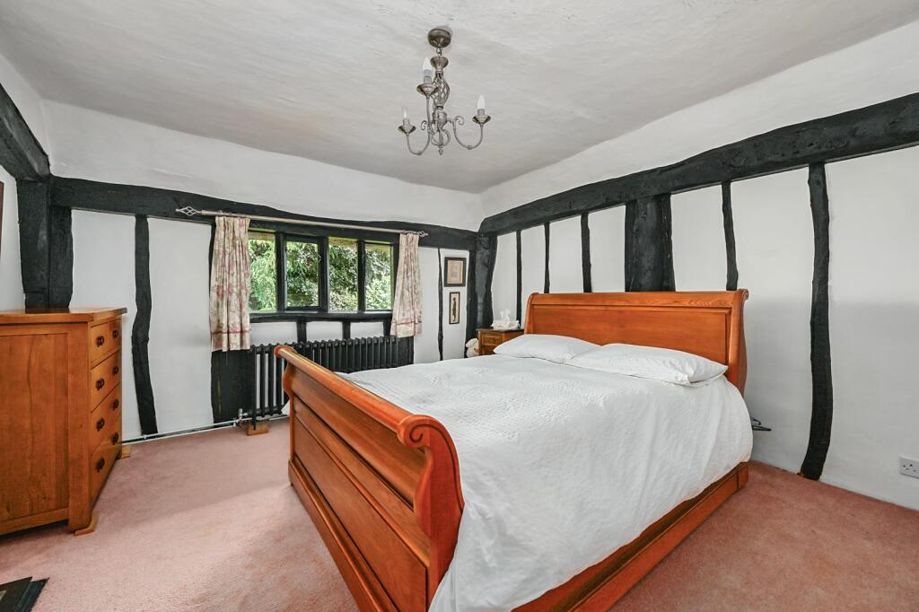 Tickham Cottage ME90HS (20).jpg