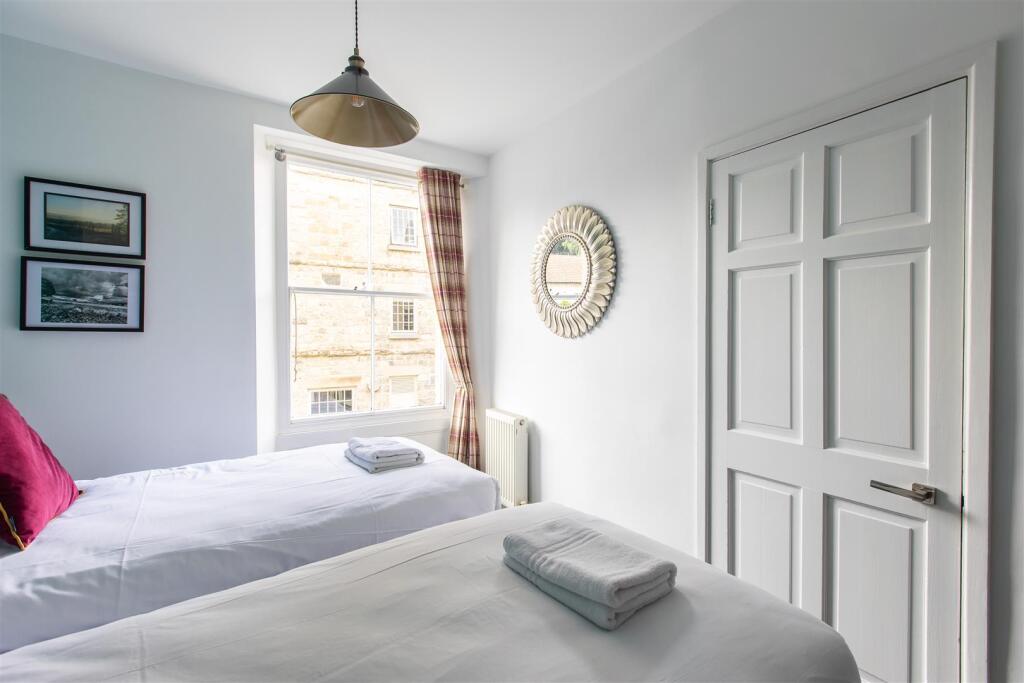 Potter Hill 33A Bedroom 3-3.jpg