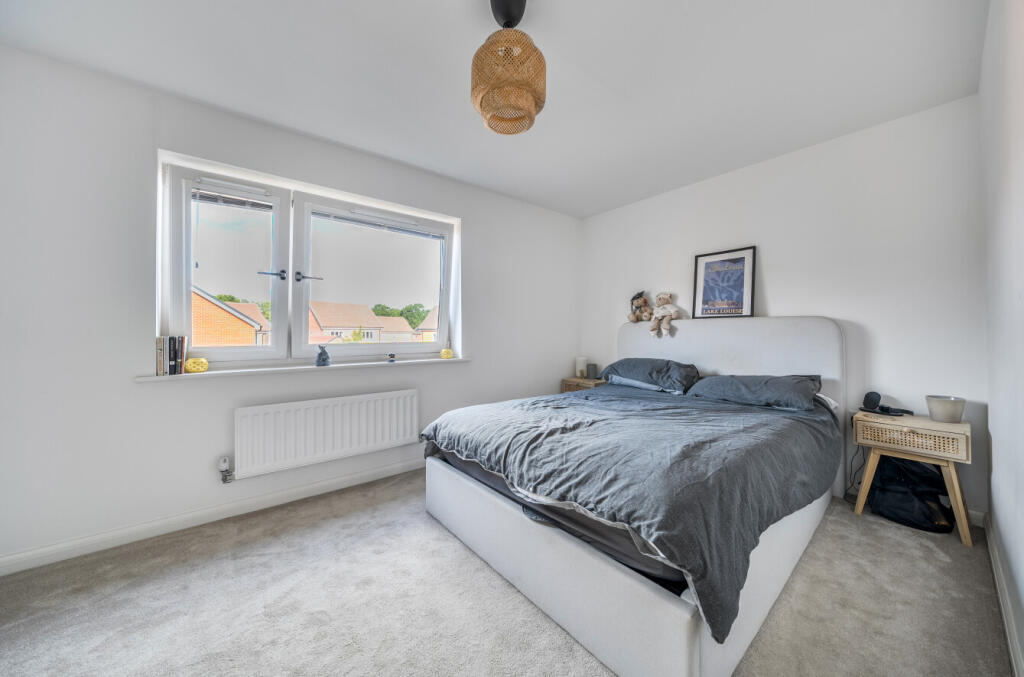 1342579-7-68aeca1...