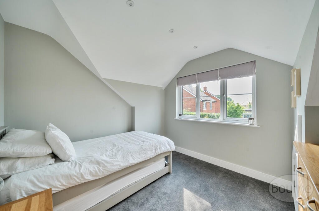 b9acd44f-cec2-4e2...