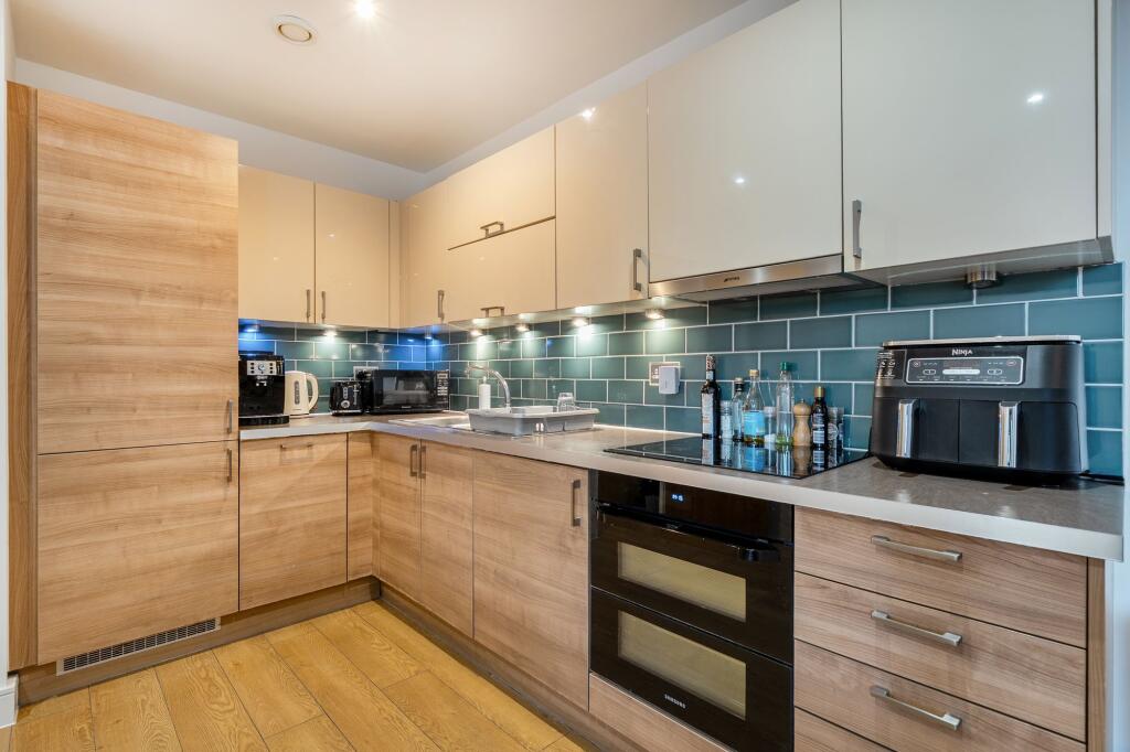 Silwood Street, Chamberlain Court Silwood Street, SE16