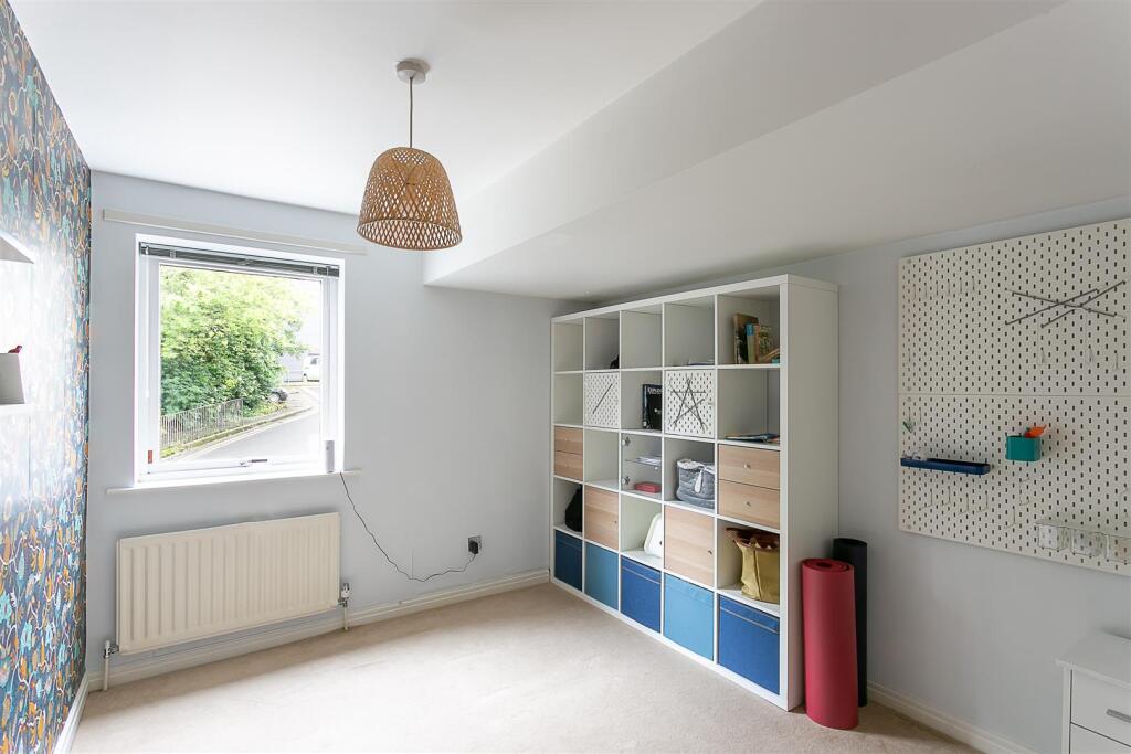 Bedroom/Study