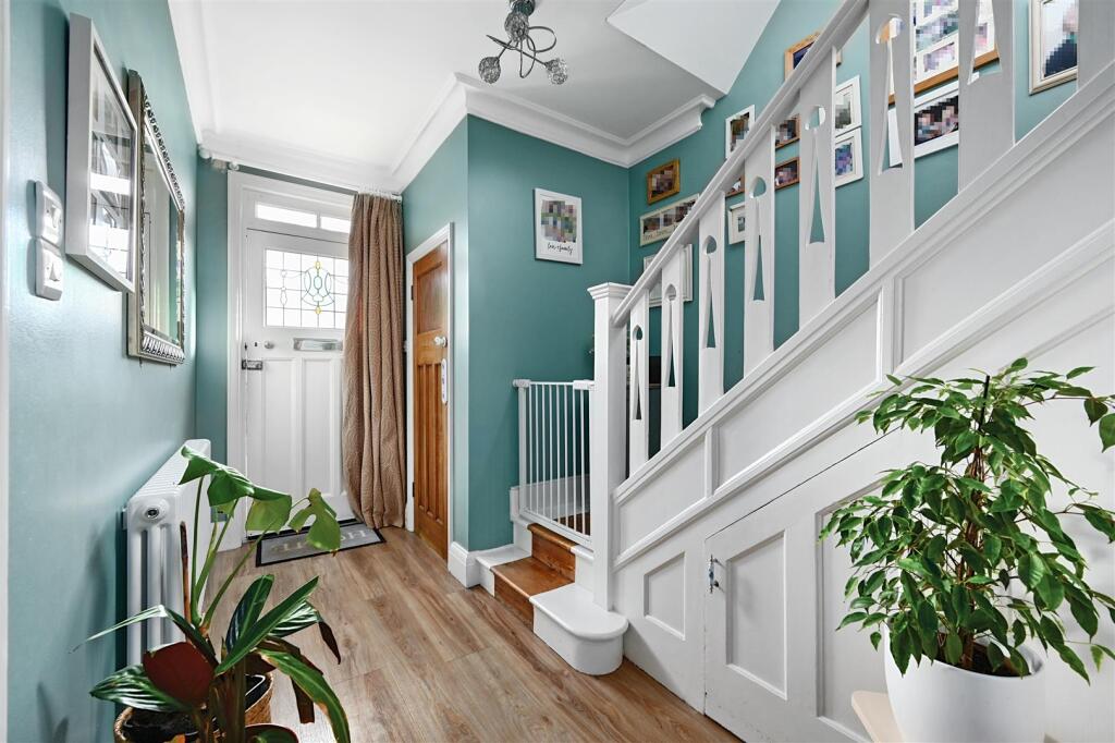 53 Magdalen Road TN376EU (23).jpg