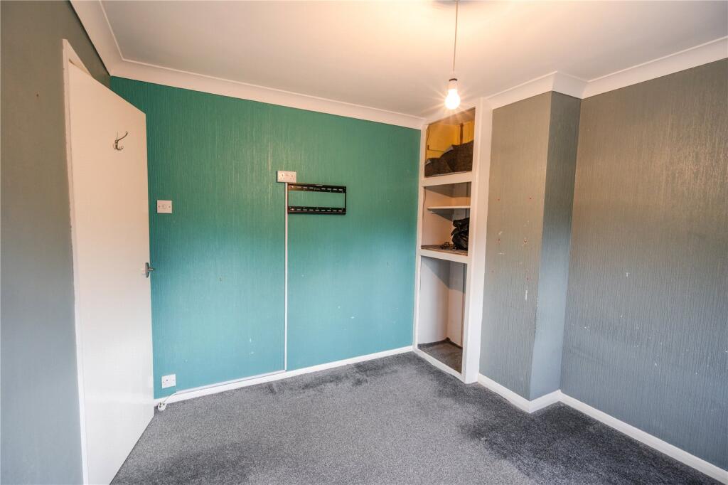 Bedroom 2 (2)