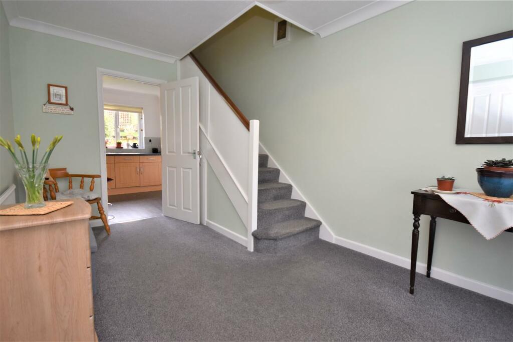 Hallway.JPG