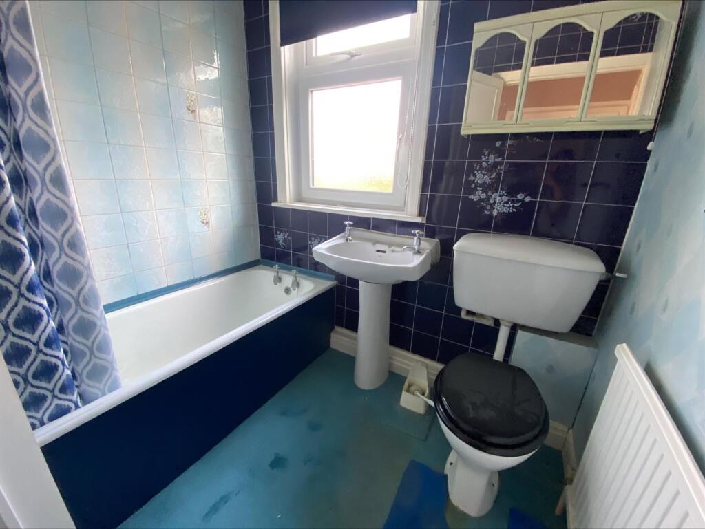 Bramleys Estate Agents - Trenton Road - Batley (1)