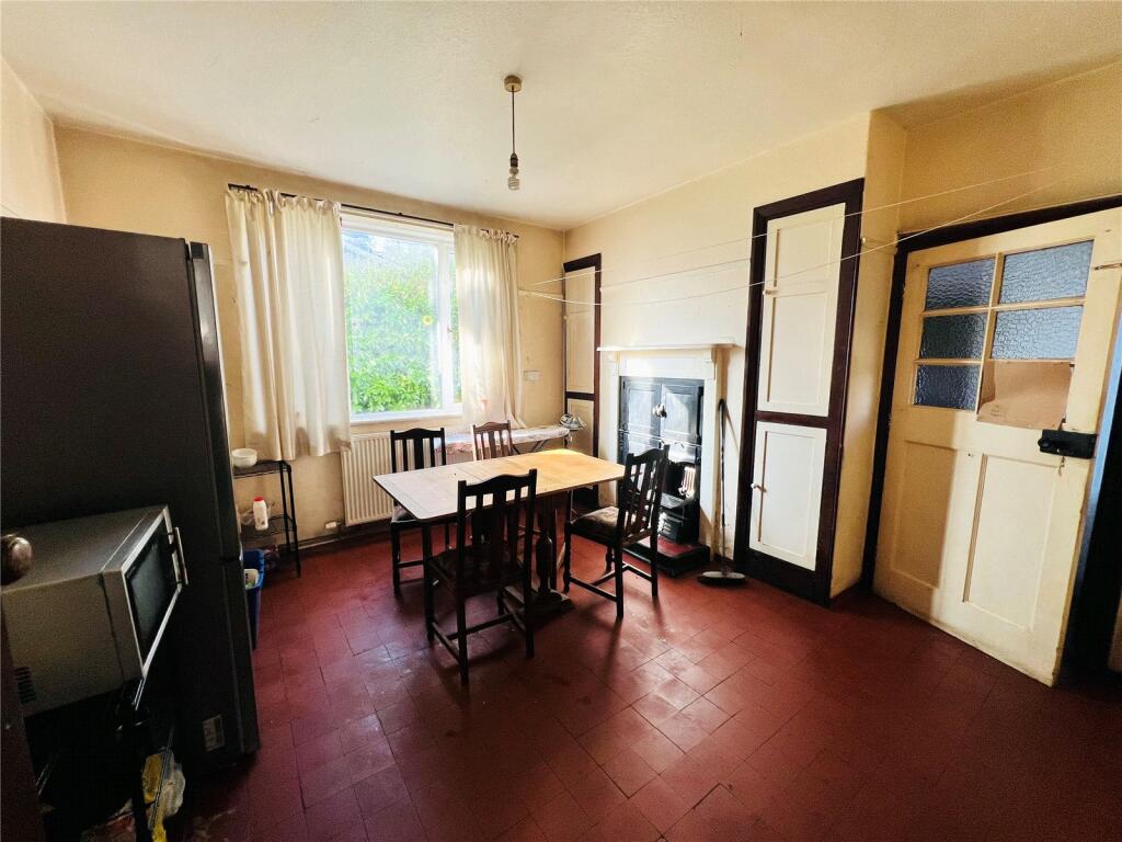 Breakfast Room