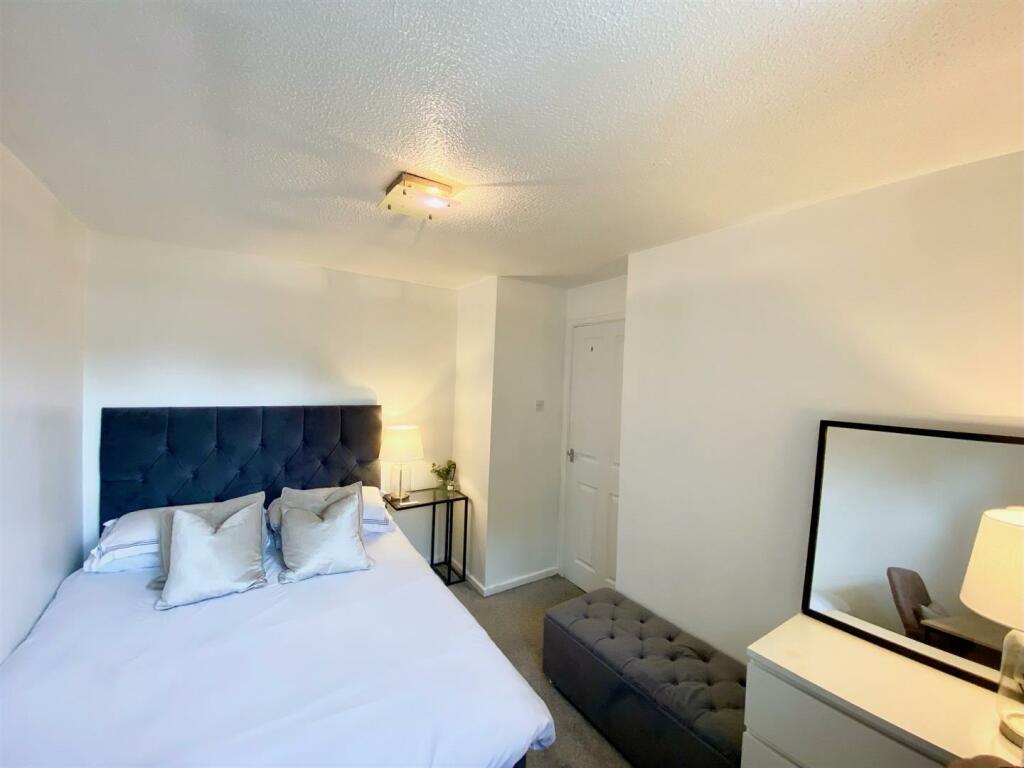 2nd bedroom 1.jpg
