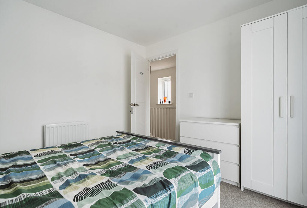 1339542-16-689e00...