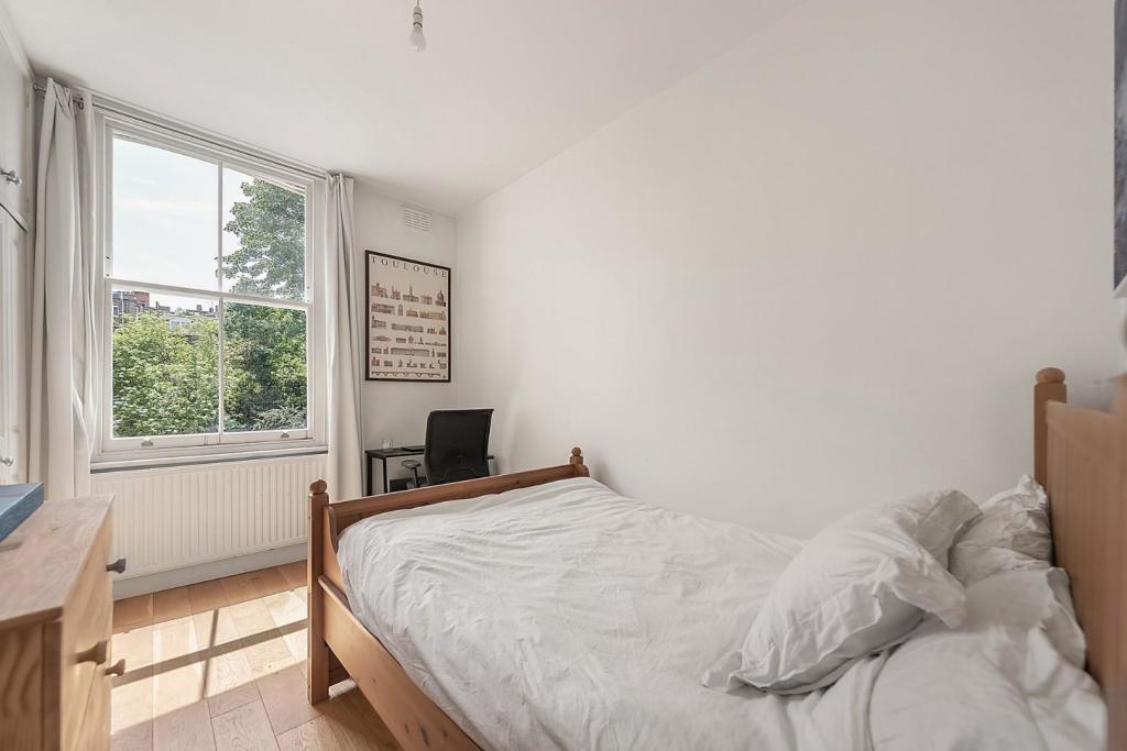 Bedroom.jpg