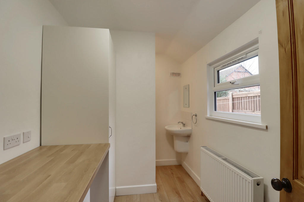 Utility Room / WC