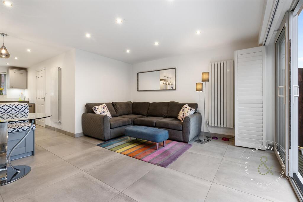 Ffordd Nowell, Hern Crabtree (8).jpg