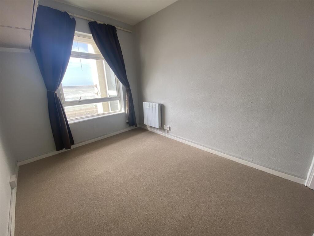 Bedroom.jpeg