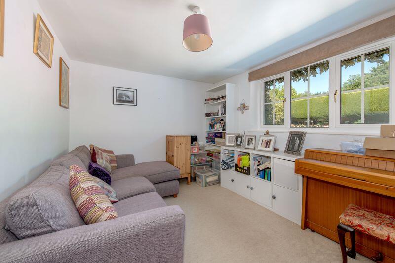 Sitting room/snug