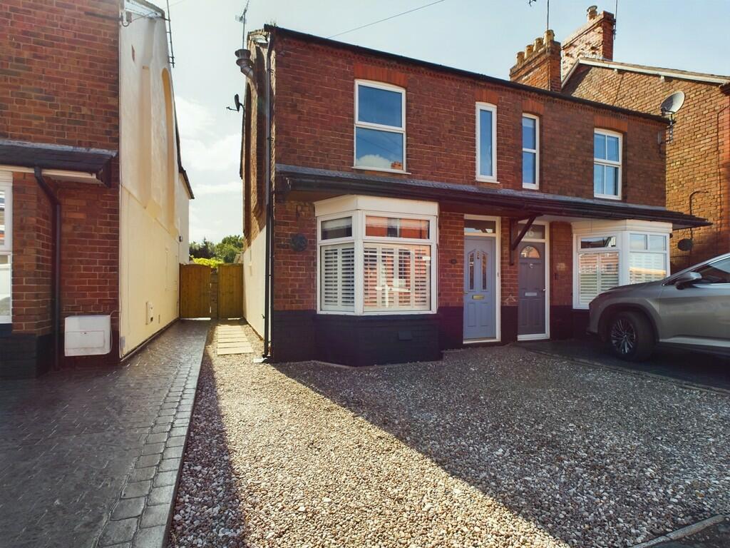 CAM02854G0-PR0218...