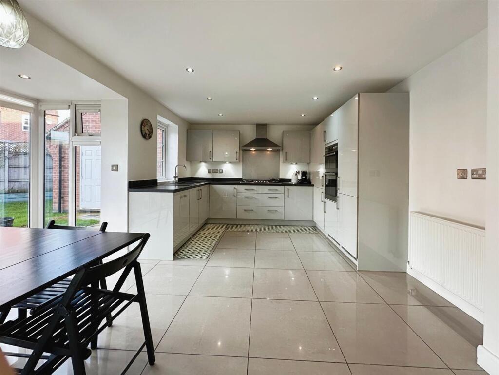 b526b672-image_picker_2444A0E1-3405-4BEF-9D82-E7F1