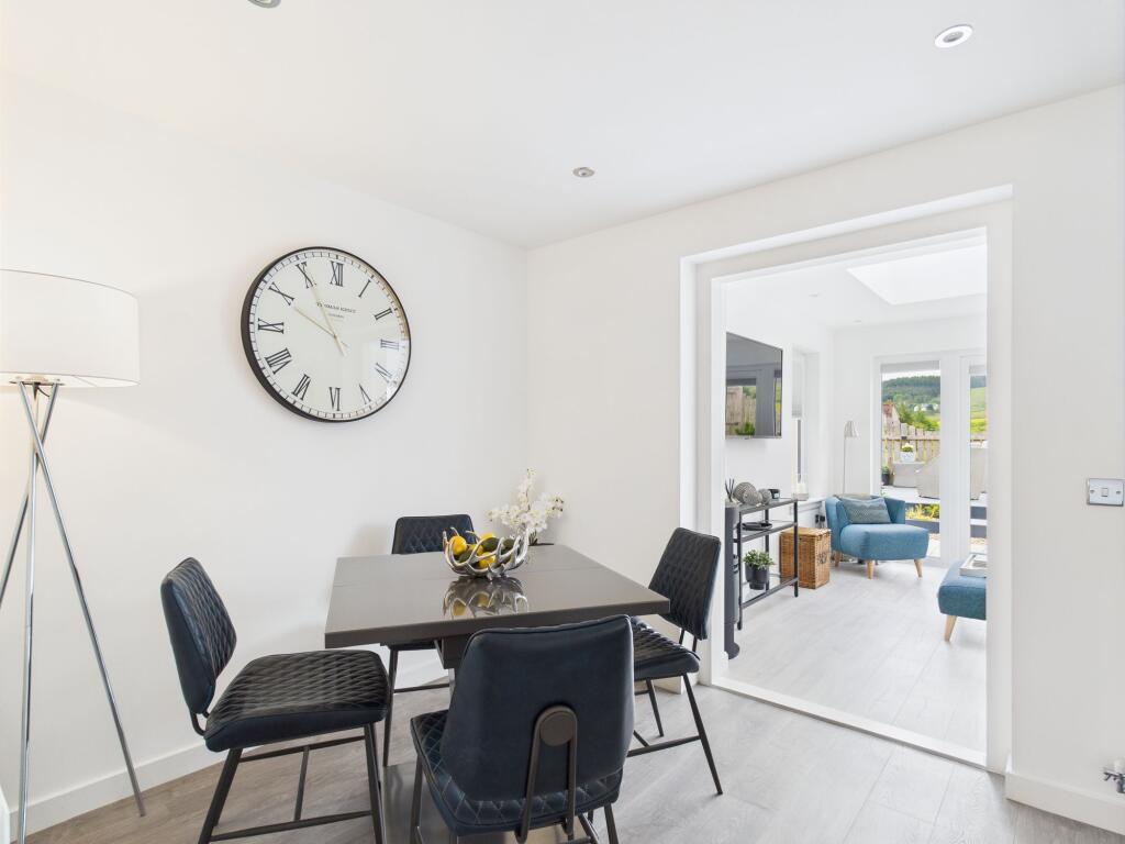 Kitchen/Dining