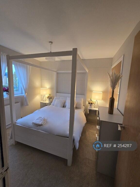 4 Poster 2nd Floor Bedroom Double 