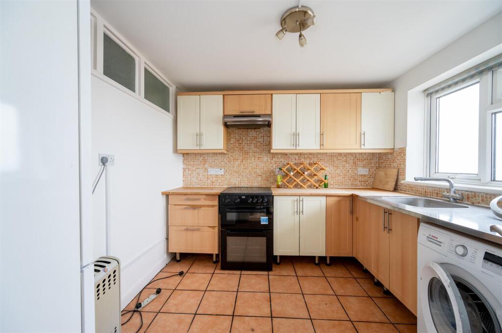 33 Annes Court 25 15.jpg