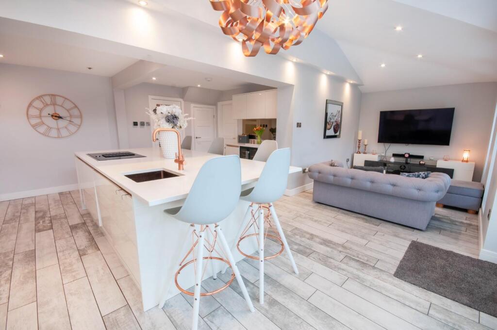 Open Plan Kitchen, Dining, Living