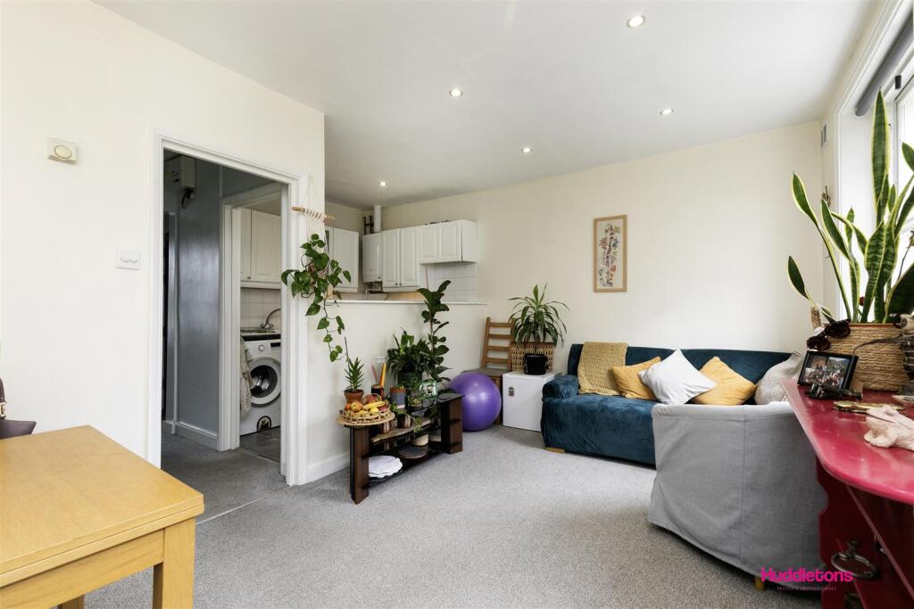 56D Oakley Square -5.jpg