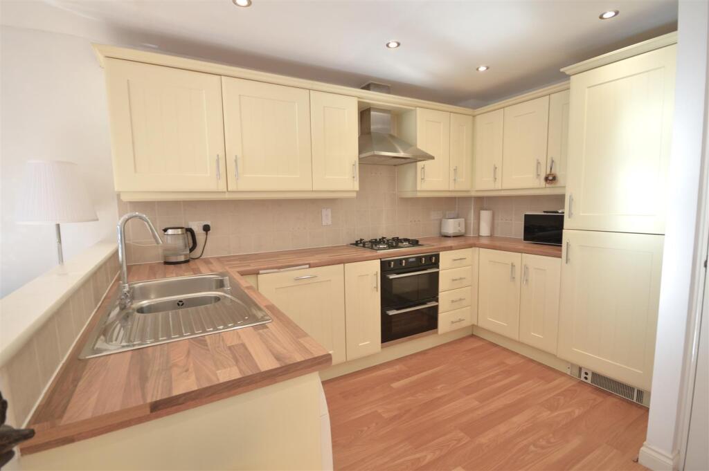 kitchen/family room